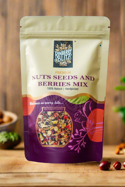 Nuts, Seeds & Berries mix (Premium)